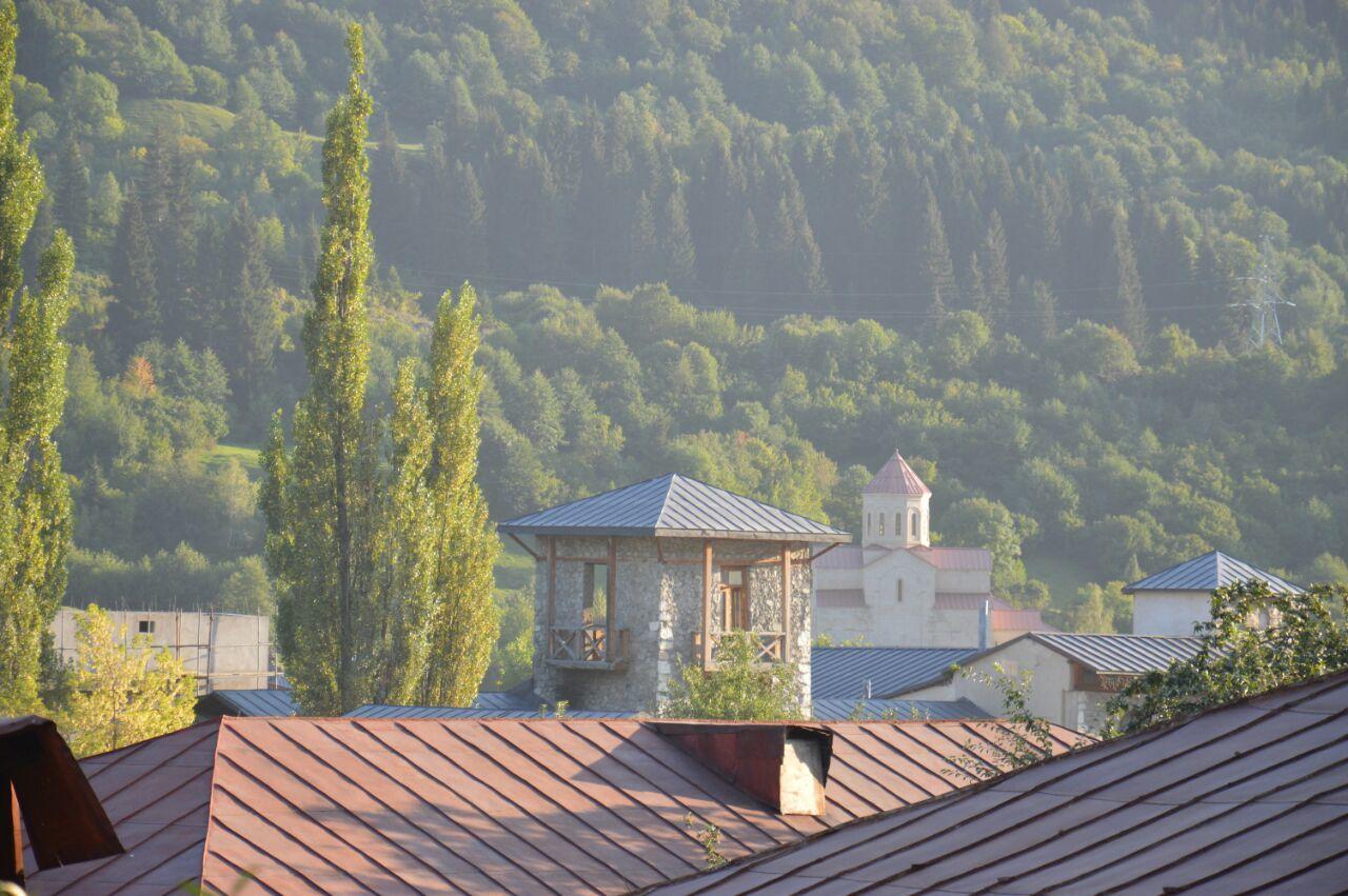 Ailama Guesthouse Mestia Exterior photo