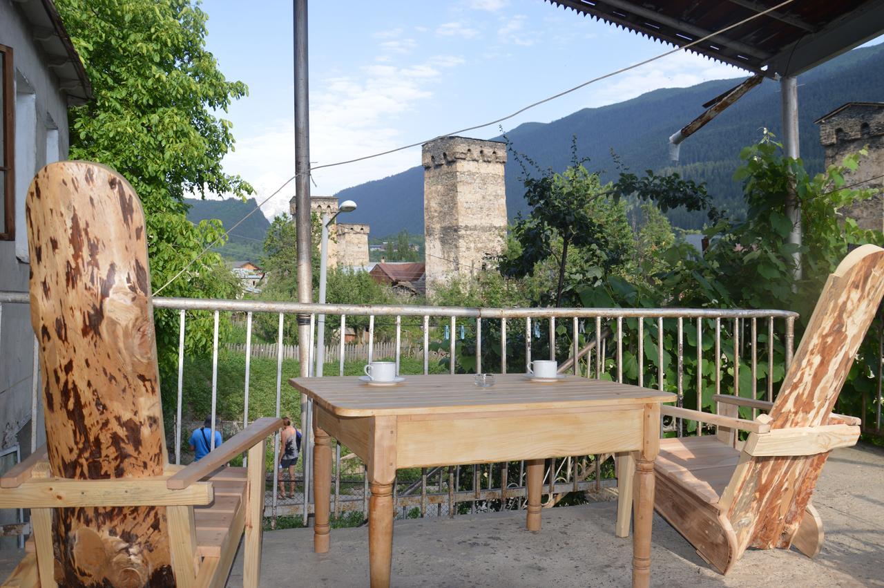 Ailama Guesthouse Mestia Exterior photo